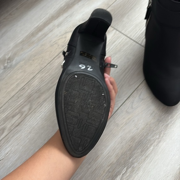 Unisa Black Heel Boots - Picture 7 of 8